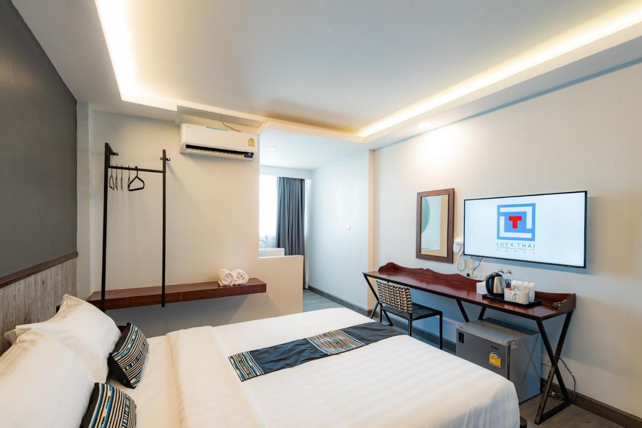 Luck Thai Hotel Chiang Mai Esterno foto